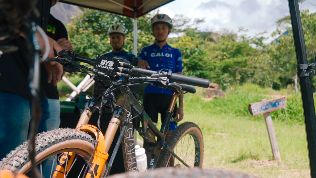Bike com telemetria instalada - Escola Park Tool